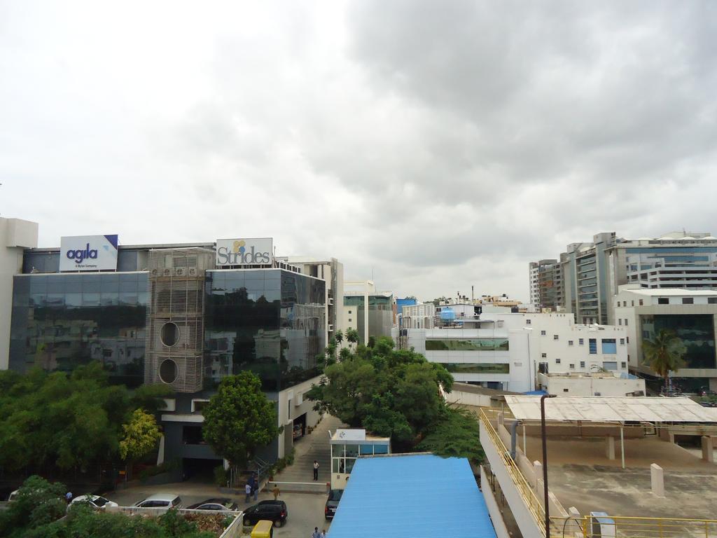 Sri Sai Comforts Hotel Bangalore Eksteriør billede