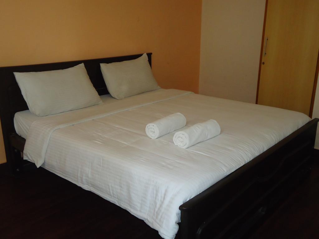 Sri Sai Comforts Hotel Bangalore Værelse billede